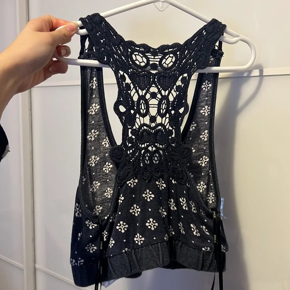 Only Summer cropped tank top - Picture 2 of 4